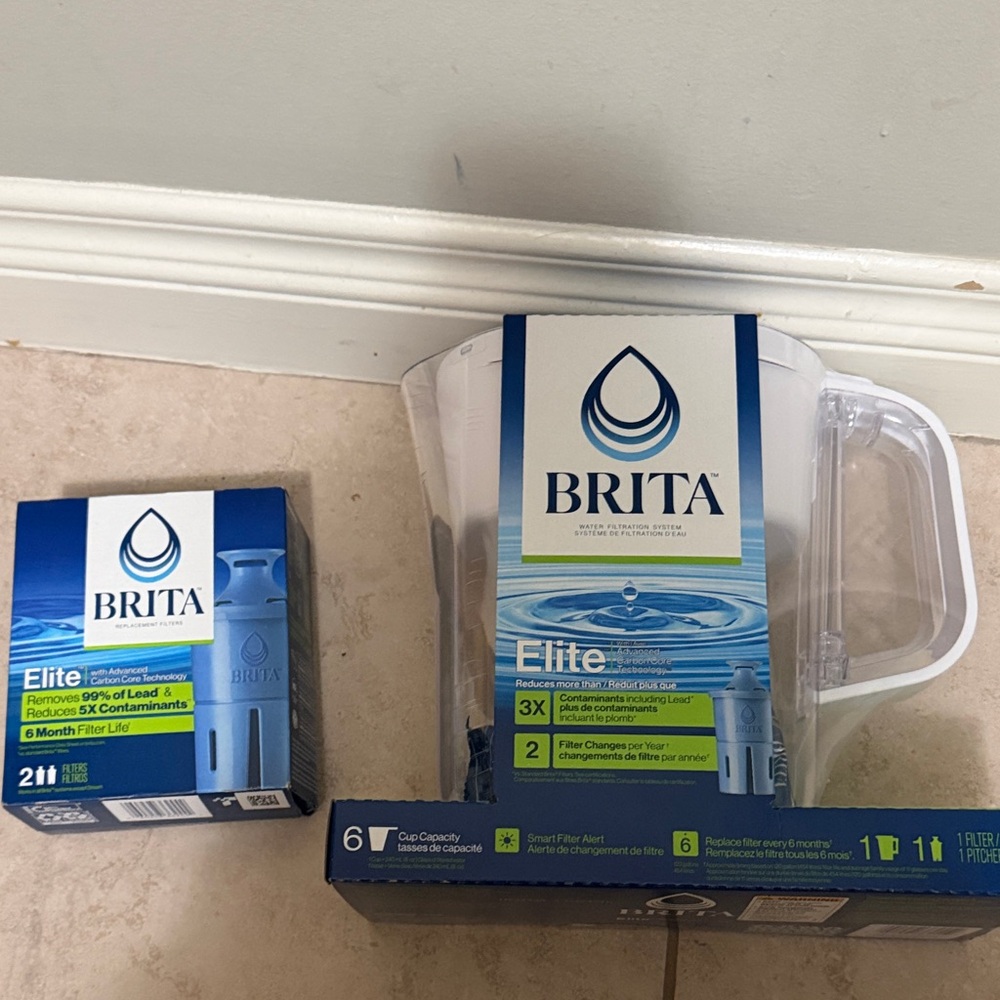 Brita Elite Water Pitcher with Filters - Clear and Blue